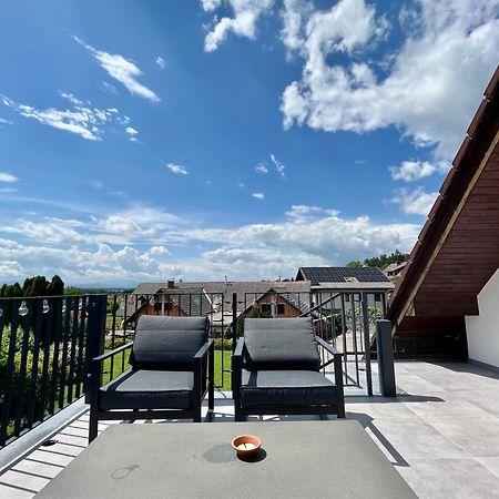 Hisa Trelc- Sobe Hotel Komenda Екстериор снимка